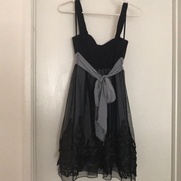 Party Dress - Picture 5 of 5